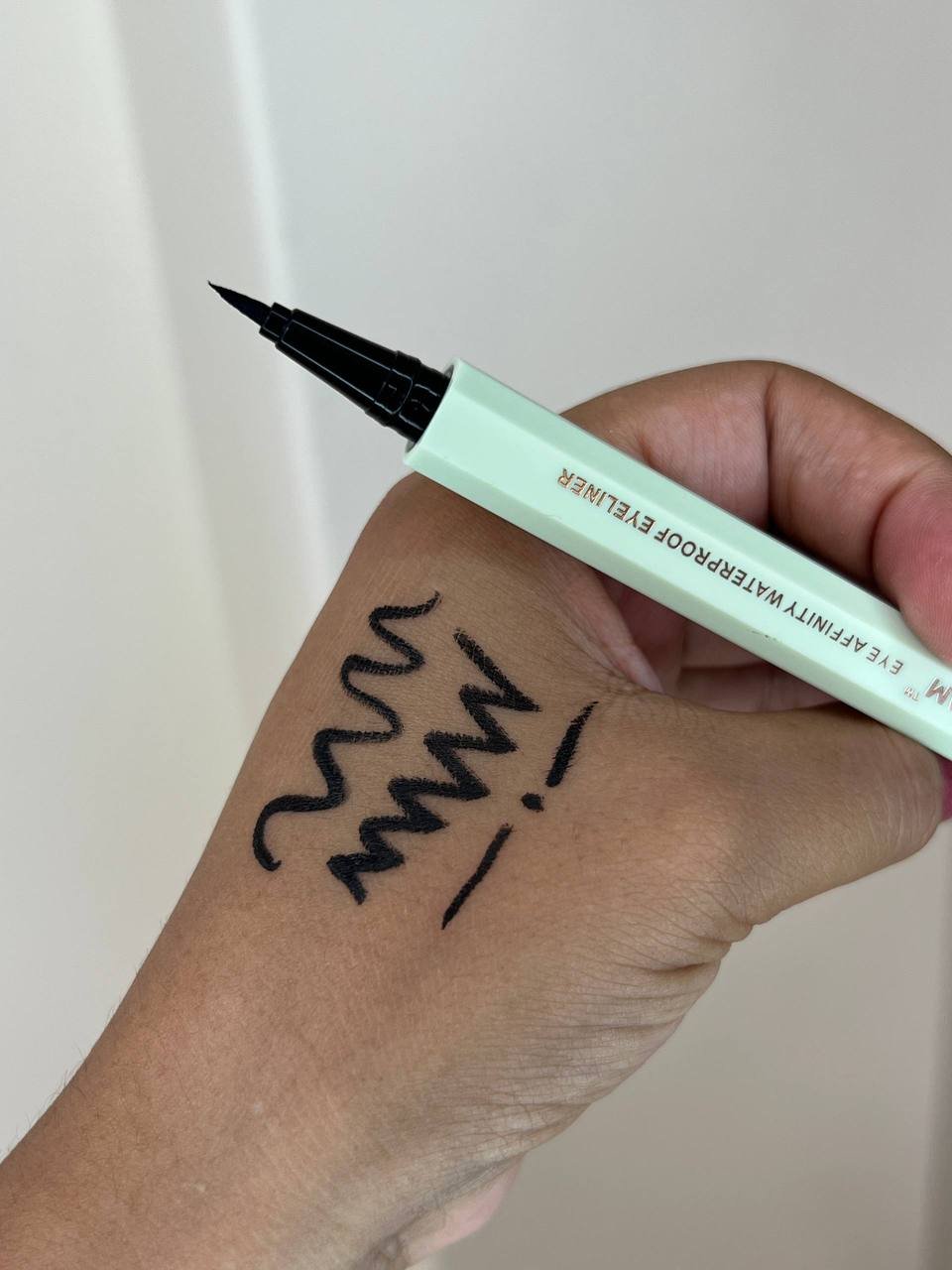 💖 DELINEADOR DE OJOS SHEGLAM 💖