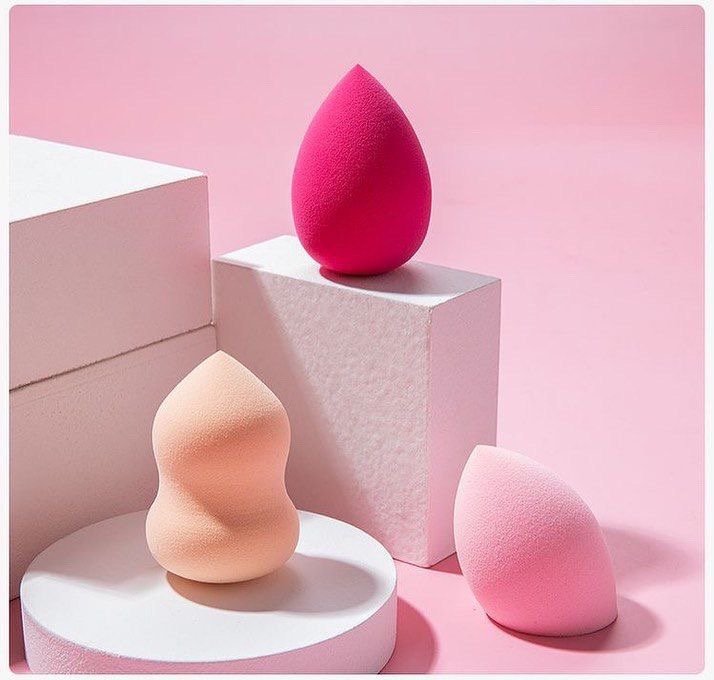 12 esponjas de maquillaje